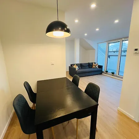 New Sunny Rooftop With A Terrace 10-15 Minutes Drive From Centre *
